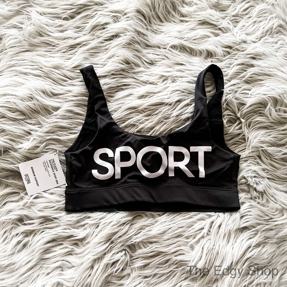 Victoria Sport | Player Logo Scoopneck Sports Bra - Picture 4 of 9